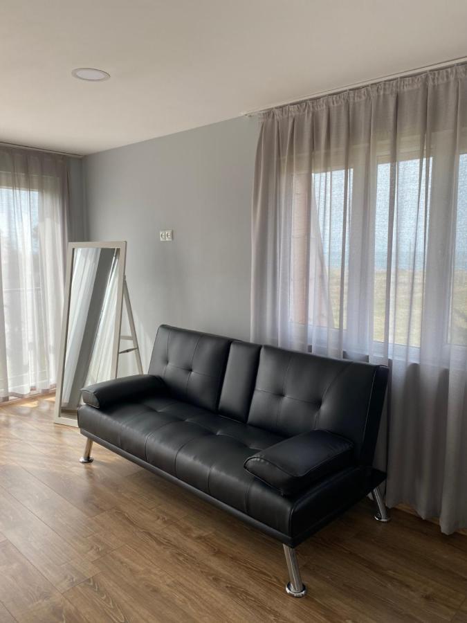 קובולטי Дом На Пляже Black Sea House מראה חיצוני תמונה