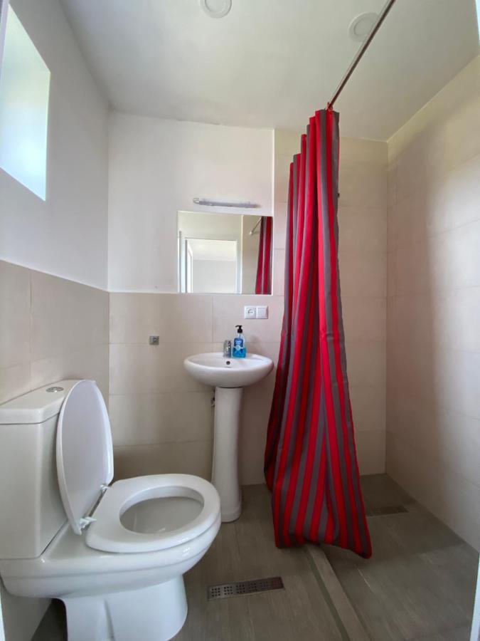 קובולטי Дом На Пляже Black Sea House מראה חיצוני תמונה